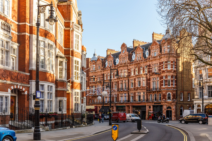 luxurious apartments in London to buy 